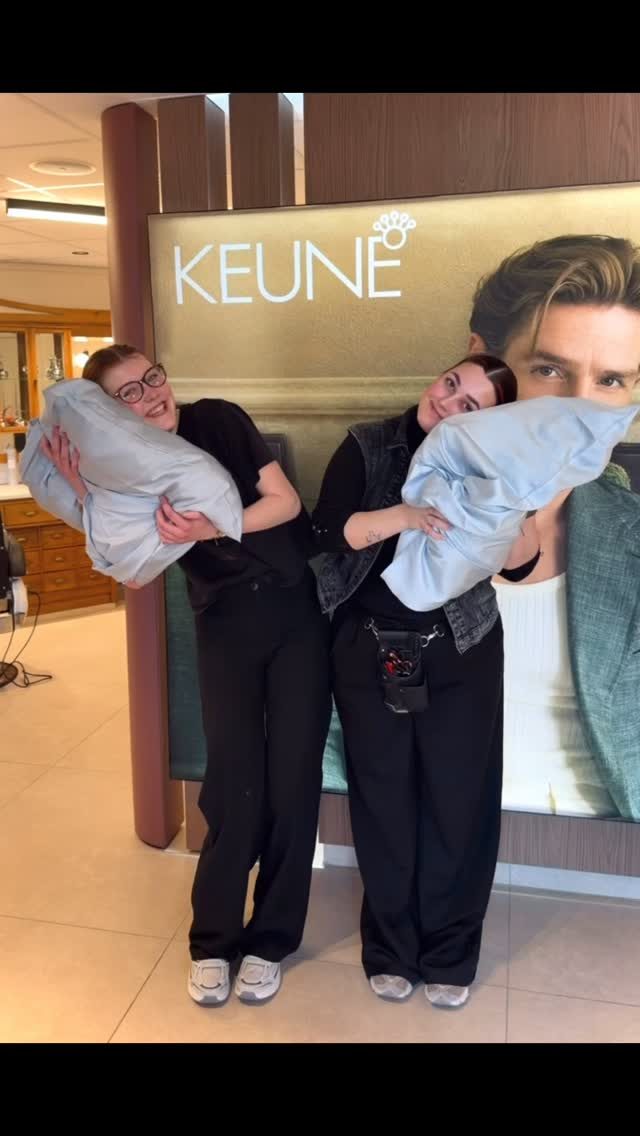 Instagram post from tenbergehairstylers. This post is in position 1.