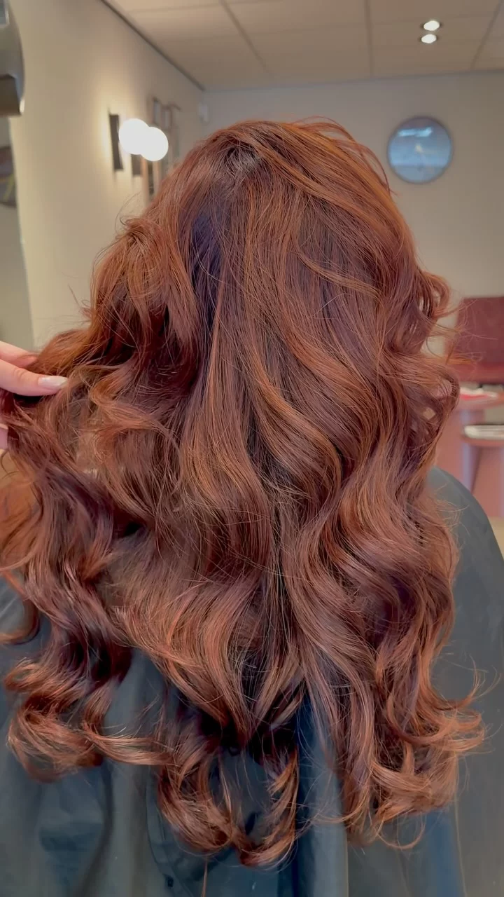 Instagram post from tenbergehairstylers. This post is in position 2.