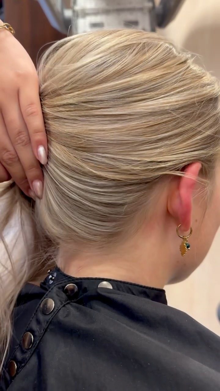 Instagram post from tenbergehairstylers. This post is in position 11.