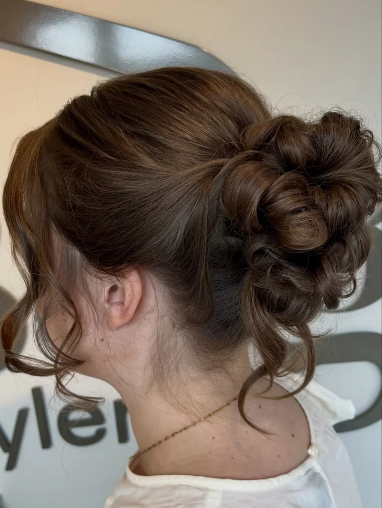 Instagram post from tenbergehairstylers. This post is in position 0.